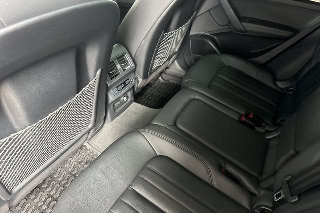 2020 Audi Q5 Premium Plus 55 TFSI e quattro