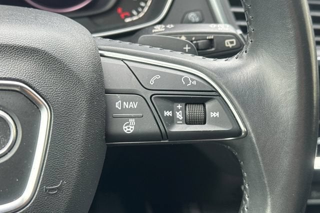 2020 Audi Q5 Premium Plus 55 TFSI e quattro