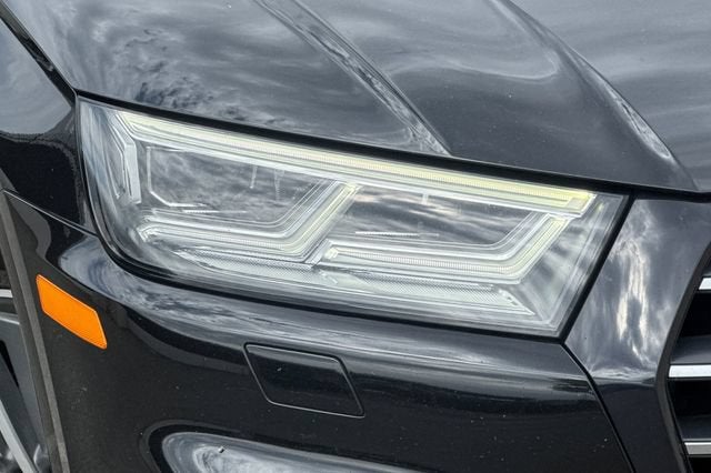 2020 Audi Q5 Premium Plus 55 TFSI e quattro