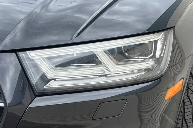 2020 Audi Q5 Premium Plus 55 TFSI e quattro