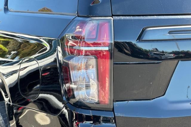 2021 Chevrolet Suburban RST