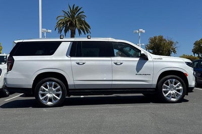 2023 Chevrolet Suburban High Country