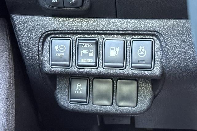 2013 Nissan LEAF S