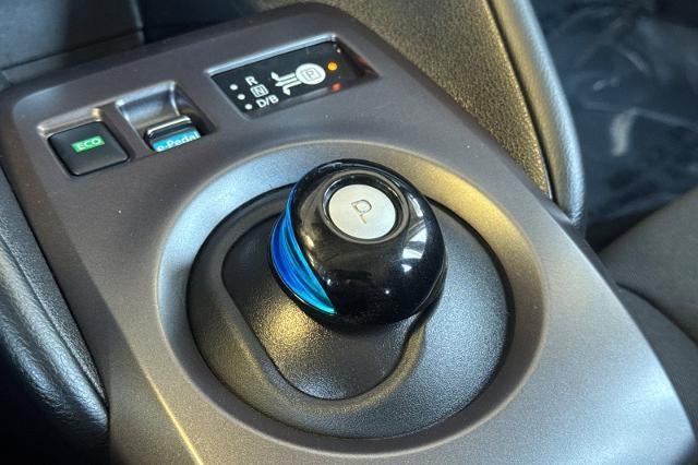 2023 Nissan LEAF S