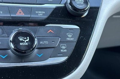 2018 Chrysler Pacifica Hybrid Touring L