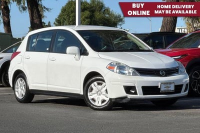 2011 Nissan Versa 1.8 S
