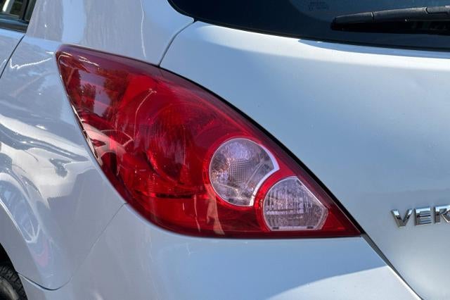 2011 Nissan Versa 1.8 S