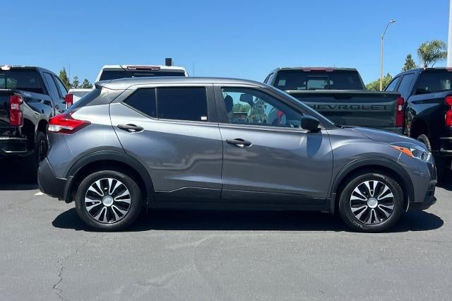 2020 Nissan Kicks S