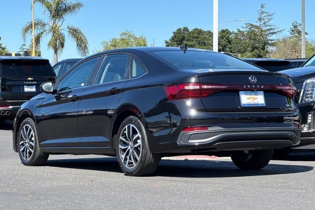 2025 Volkswagen Jetta SE