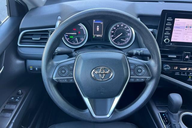 2022 Toyota Camry Hybrid LE