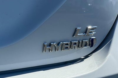 2022 Toyota Camry Hybrid LE