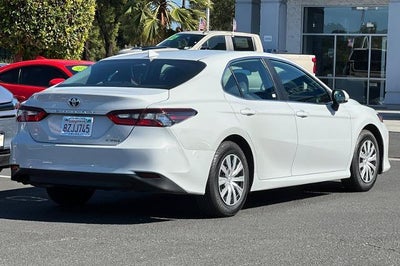 2022 Toyota Camry Hybrid LE