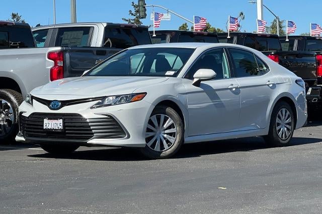 2022 Toyota Camry Hybrid LE