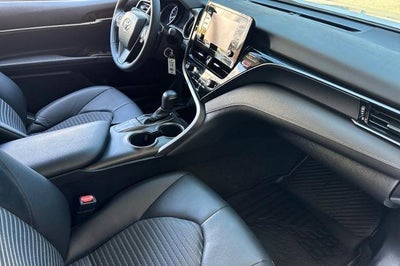 2022 Toyota Camry SE