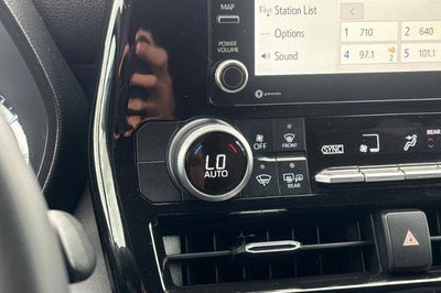2021 Toyota Highlander Hybrid LE