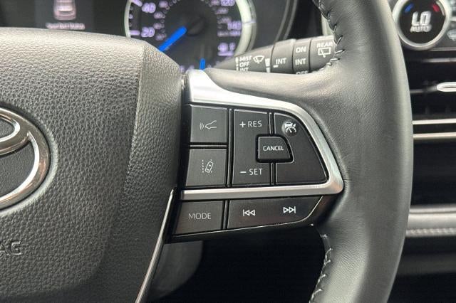 2021 Toyota Highlander Hybrid LE