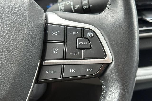 2025 Toyota Highlander Hybrid XLE