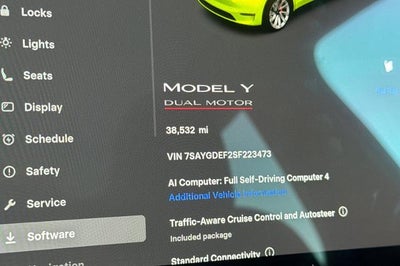 2025 Tesla Model Y Performance