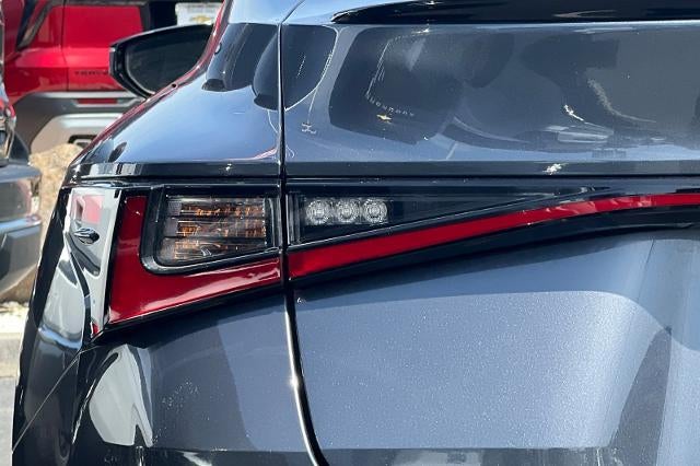 2024 Lexus IS IS 350 F SPORT Design