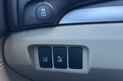 2017 Acura ILX w/Premium Pkg