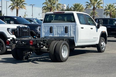 2026 GMC Sierra 3500 HD Chassis Cab Pro
