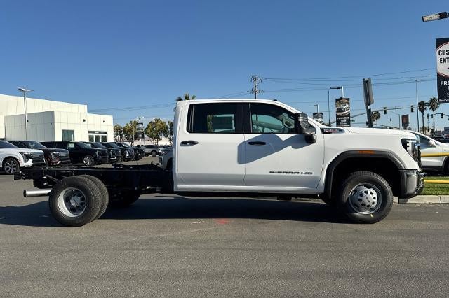 2026 GMC Sierra 3500 HD Chassis Cab Pro