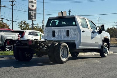 2026 GMC Sierra 3500 HD Chassis Cab Pro