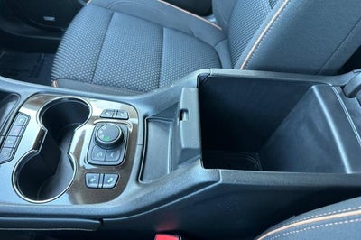 2022 GMC Acadia AT4