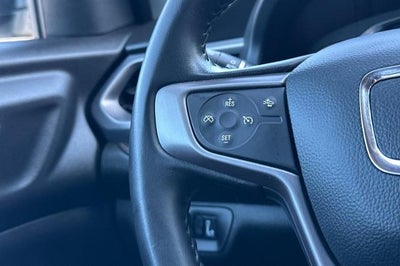 2022 GMC Acadia AT4
