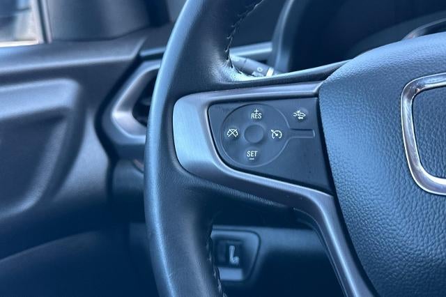 2022 GMC Acadia AT4