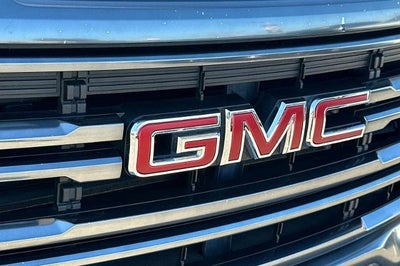 2022 GMC Acadia AT4