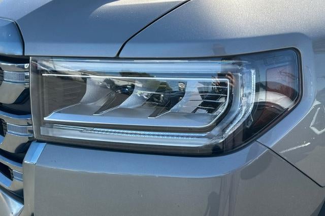 2022 GMC Acadia AT4