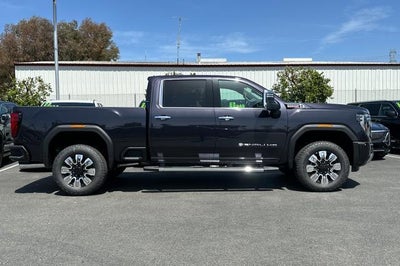 2025 GMC Sierra 2500 HD Denali