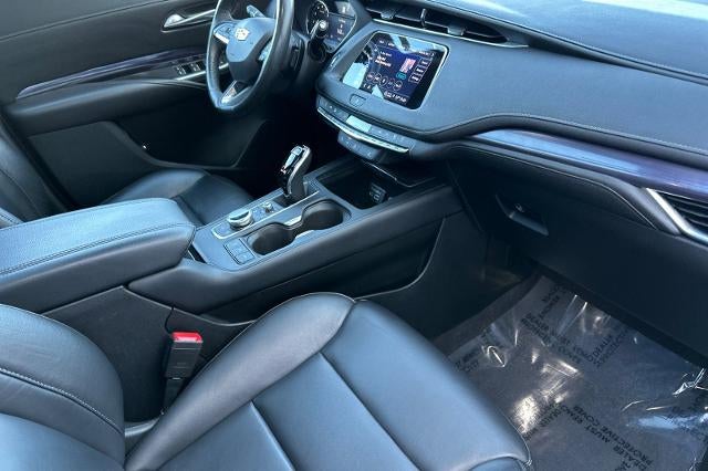 2022 Cadillac XT4 Luxury