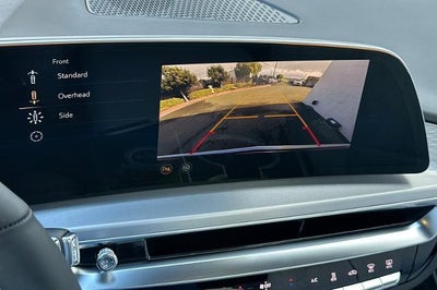 2025 Cadillac LYRIQ Luxury 1