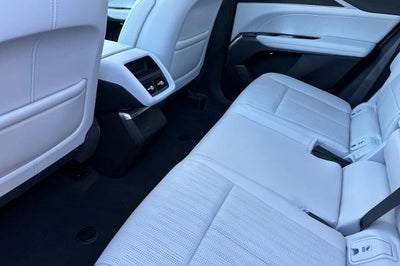 2025 Cadillac LYRIQ Luxury 1