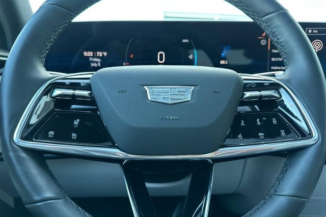 2024 Cadillac LYRIQ Luxury 1