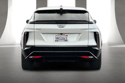 2024 Cadillac LYRIQ Luxury 1