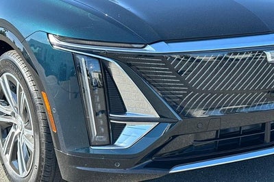 2024 Cadillac LYRIQ Luxury 1