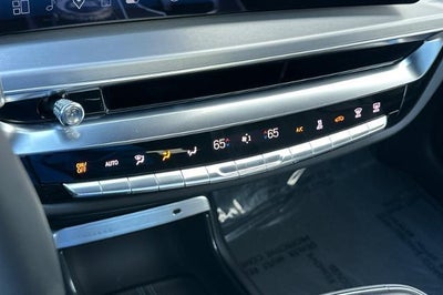 2025 Cadillac LYRIQ Sport 1