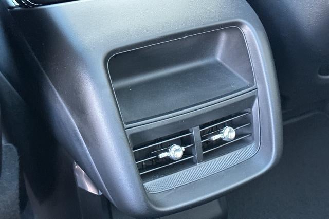 2025 Cadillac LYRIQ Sport 1