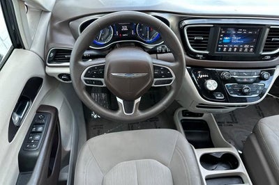 2018 Chrysler Pacifica Touring