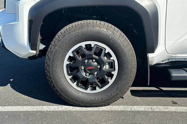 2025 Toyota Tacoma 4WD SR