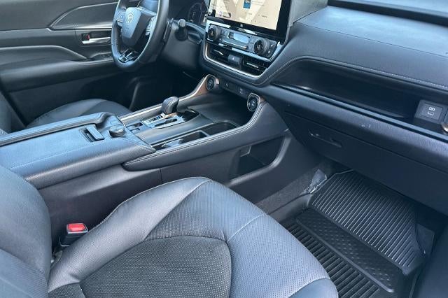 2026 Toyota Grand Highlander Hybrid MAX Limited