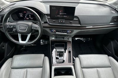 2022 Audi Q5 S line Premium Plus