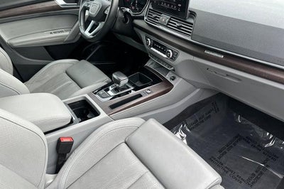 2022 Audi Q5 S line Premium Plus