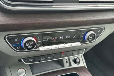 2022 Audi Q5 S line Premium Plus
