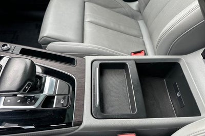 2022 Audi Q5 S line Premium Plus