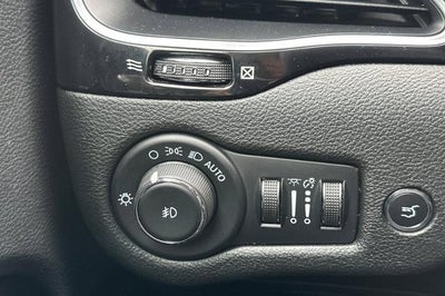 2023 Jeep Cherokee Altitude Lux 4x4