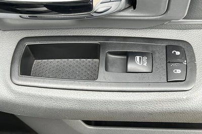 2017 RAM 1500 Big Horn Crew Cab 4x4 5'7" Box